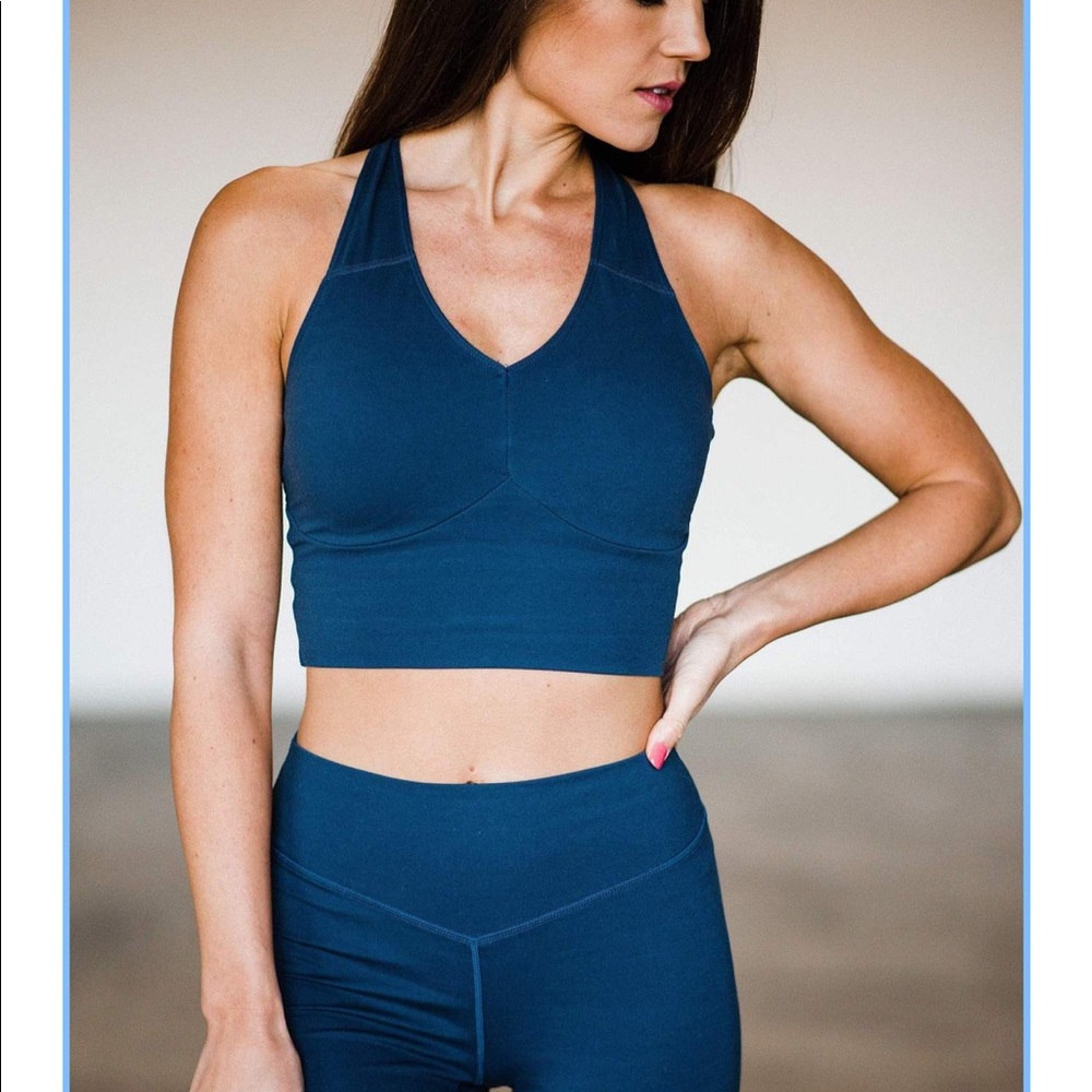 Balance Athletica Define Top in Rain